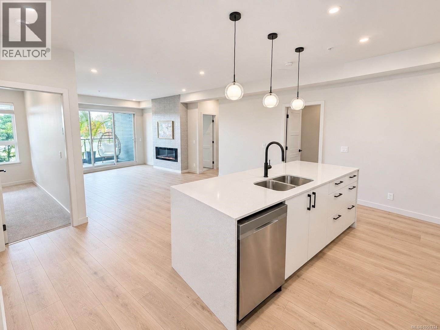 110 958 Pharoah Mews Property Photo 6