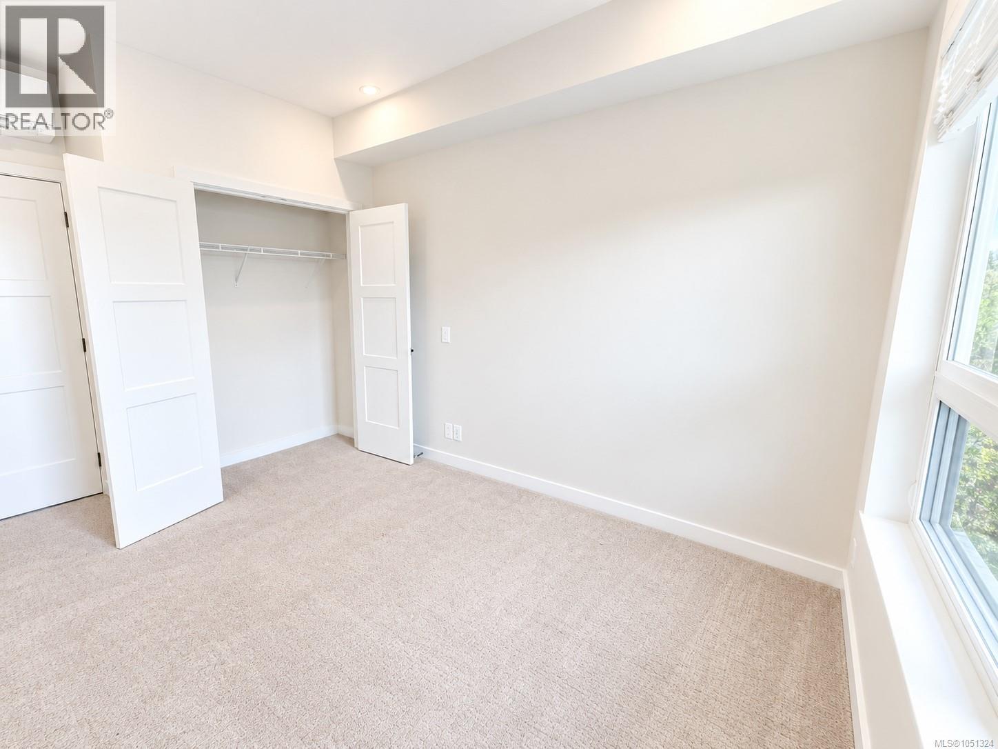110 958 Pharoah Mews Property Photo 27
