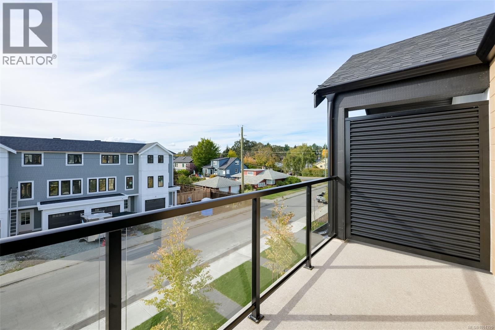 1 2100 Allenby St Property Photo 38