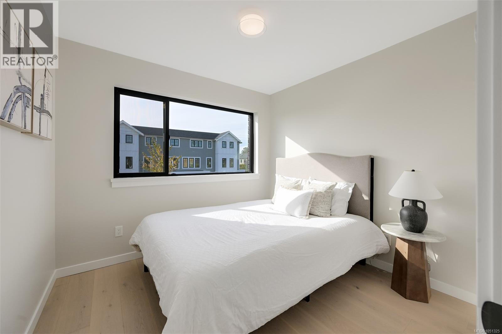 1 2100 Allenby St Property Photo 42