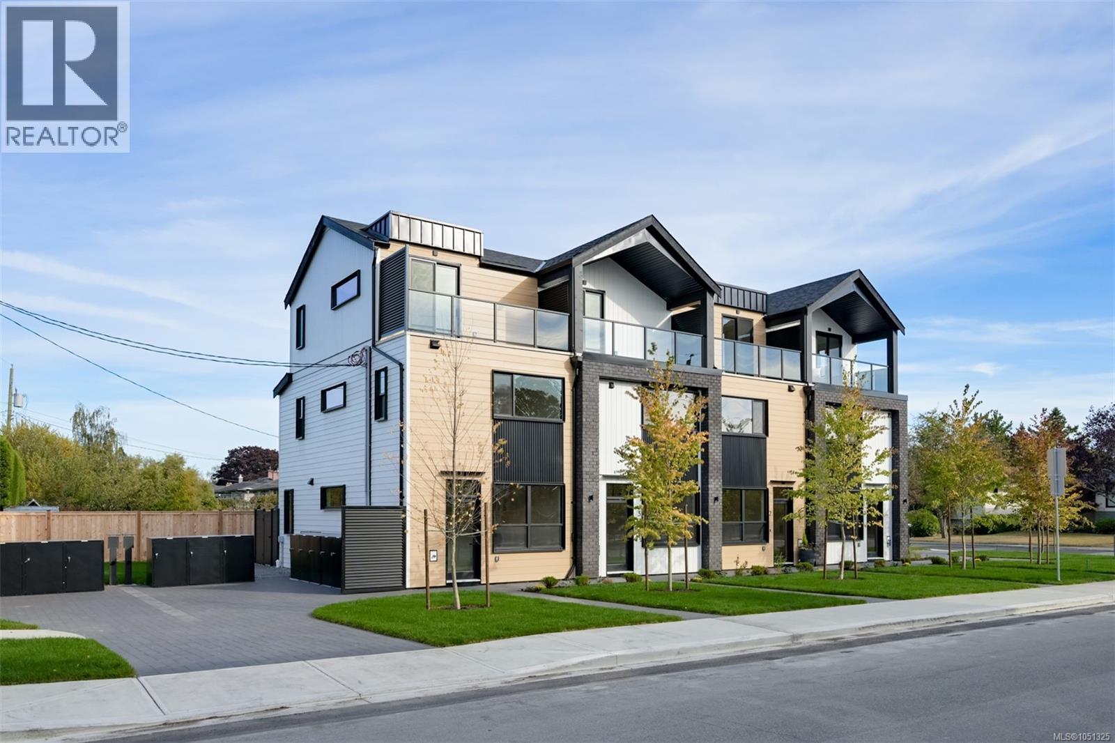 1 2100 Allenby St Property Photo 57