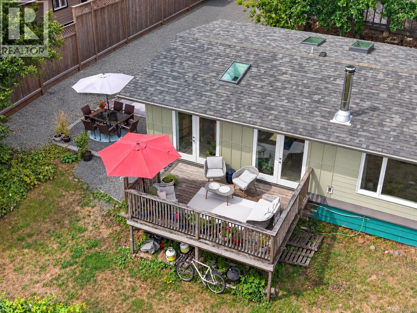 5674 Market St Property Photo 31