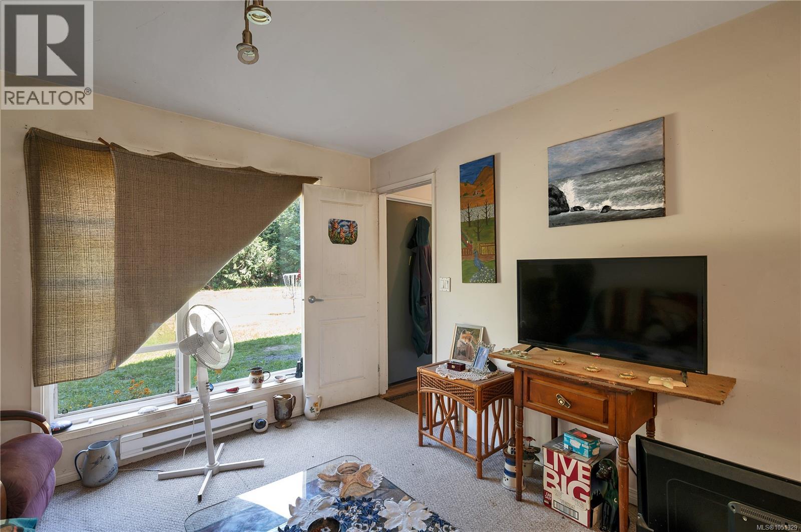 1376 Hooley Rd Property Photo 28