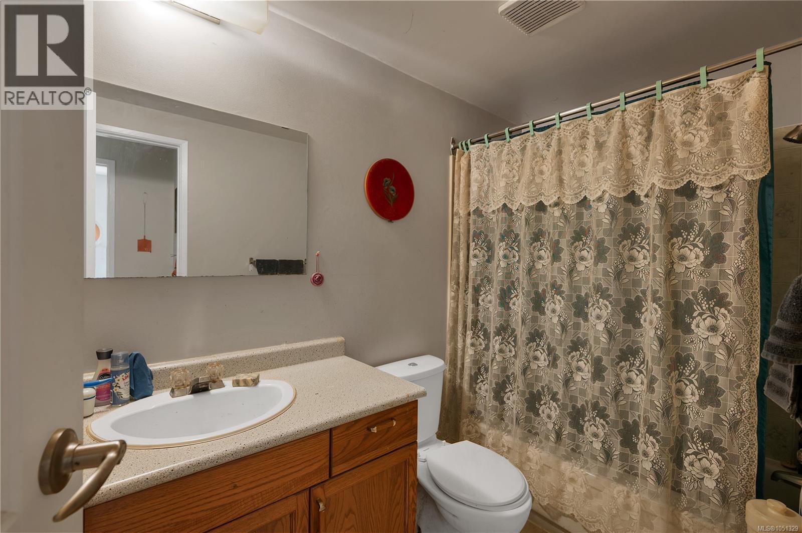1376 Hooley Rd Property Photo 37