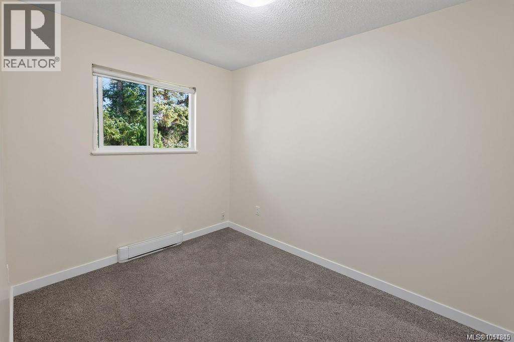 3961 Reynolds Crt Property Photo 31