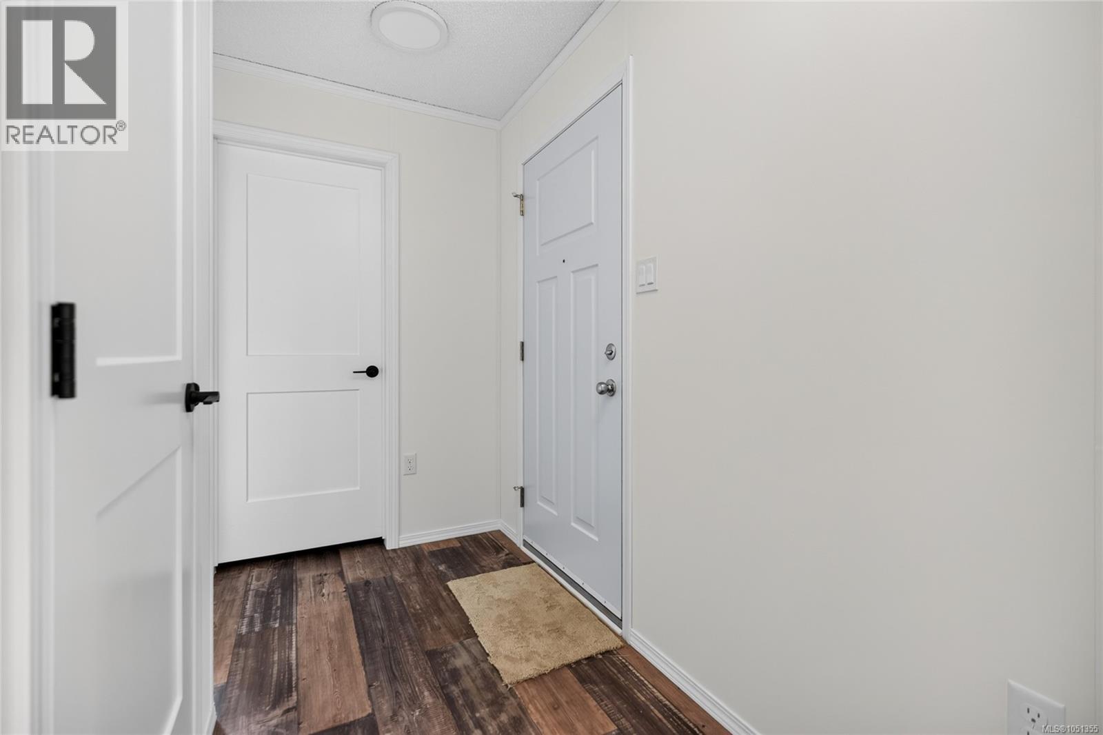 2104 Pemberton Pl Property Photo 5