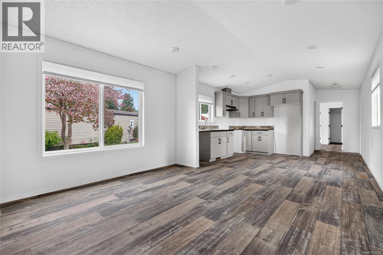 2104 Pemberton Pl Property Photo 8