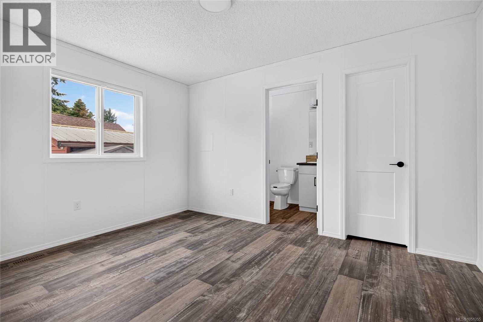 2104 Pemberton Pl Property Photo 16