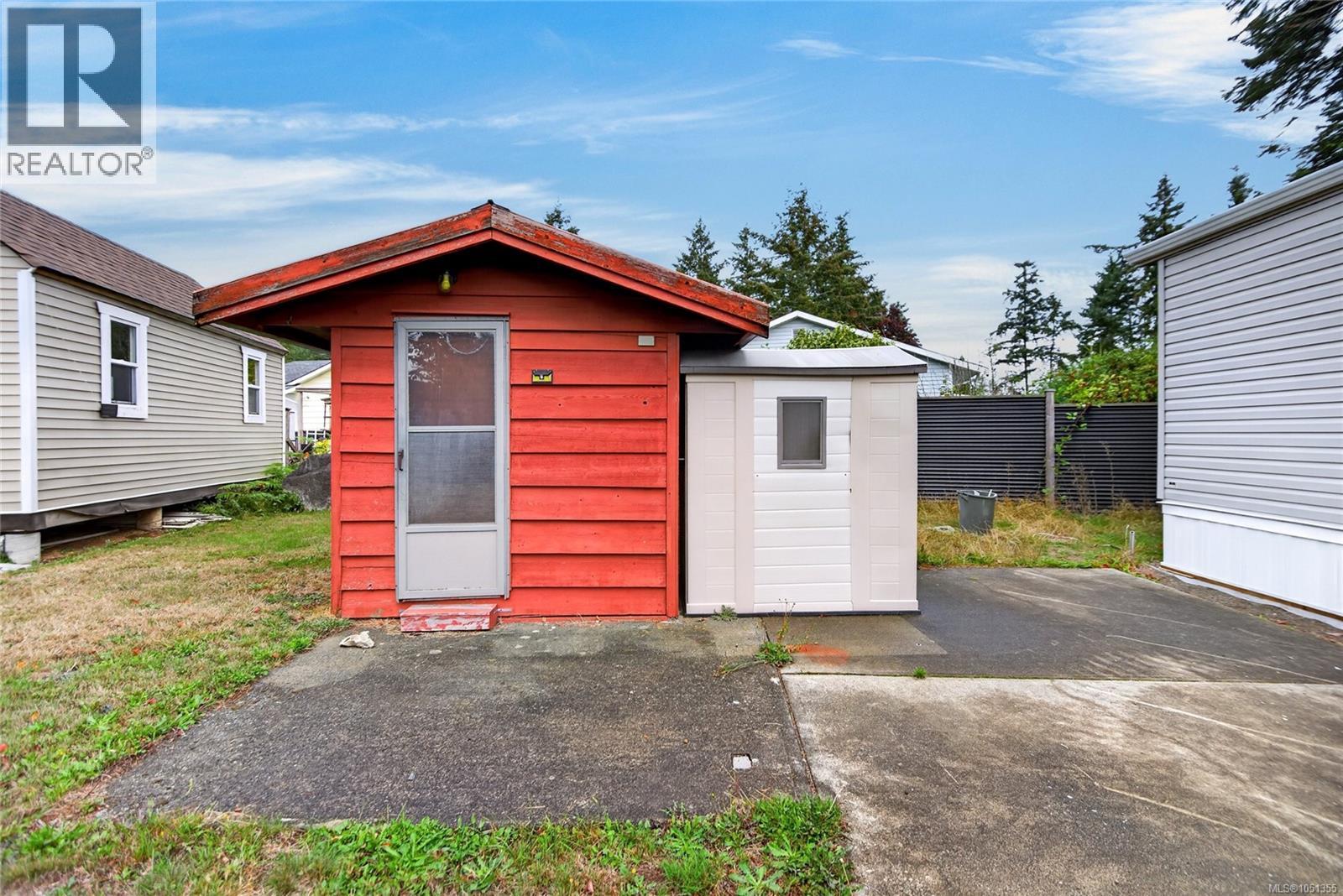 2104 Pemberton Pl Property Photo 29
