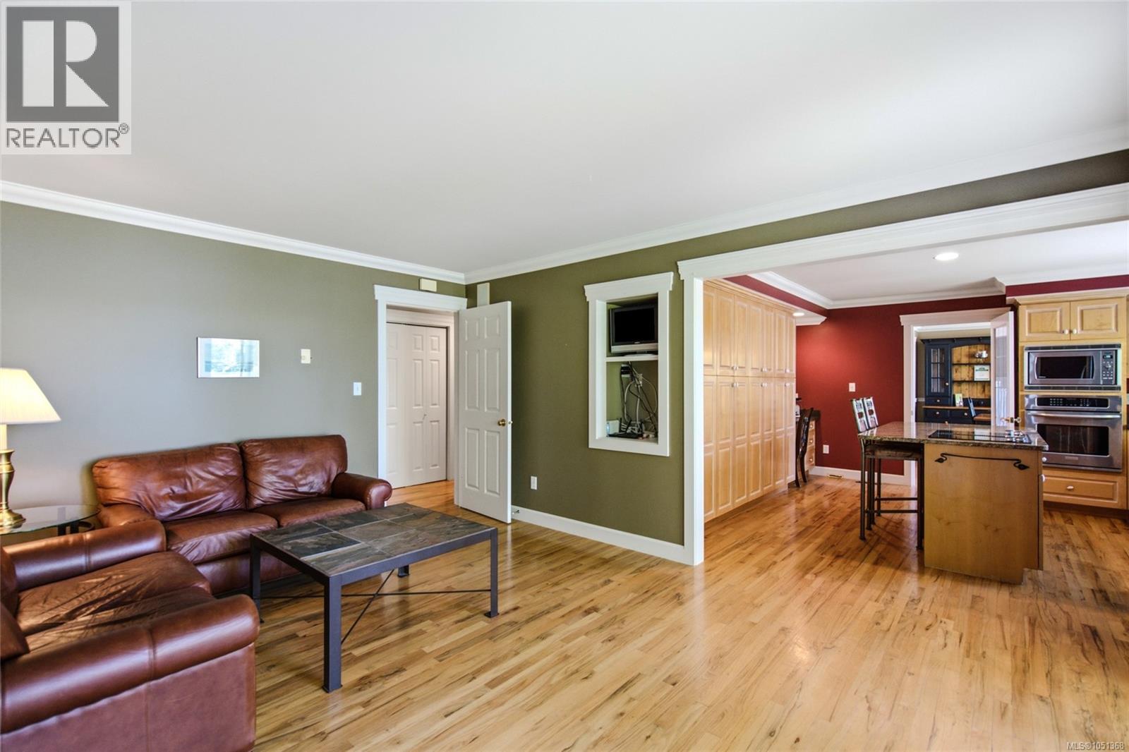 302 Roland Rd Property Photo 13