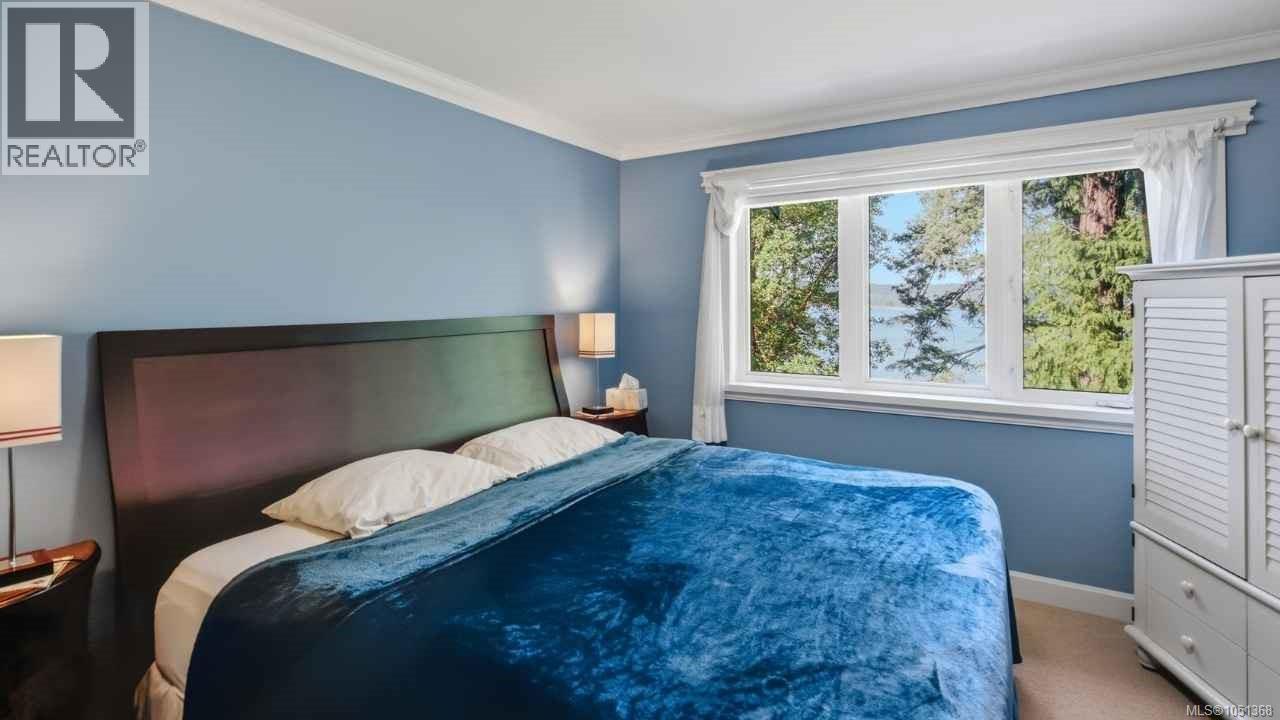 302 Roland Rd Property Photo 18