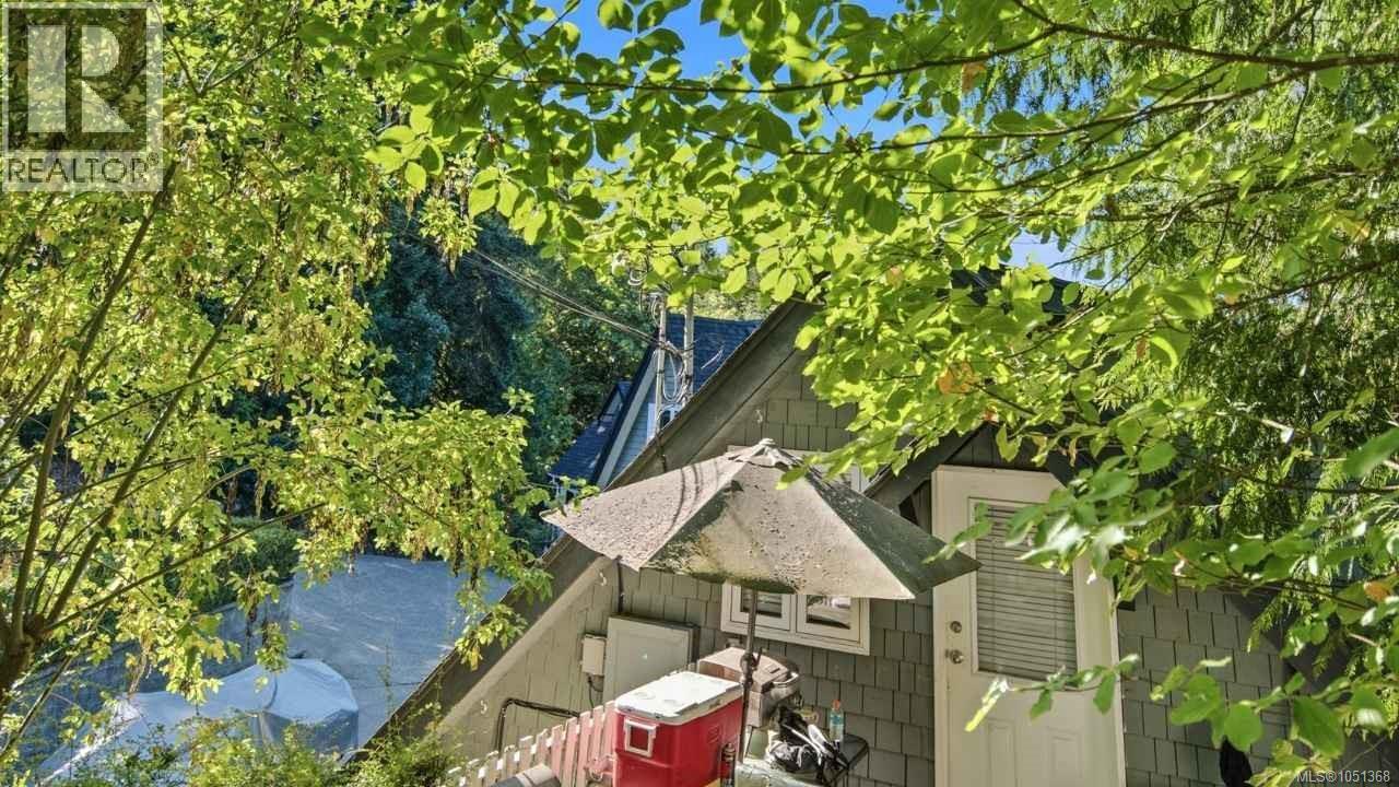 302 Roland Rd Property Photo 50