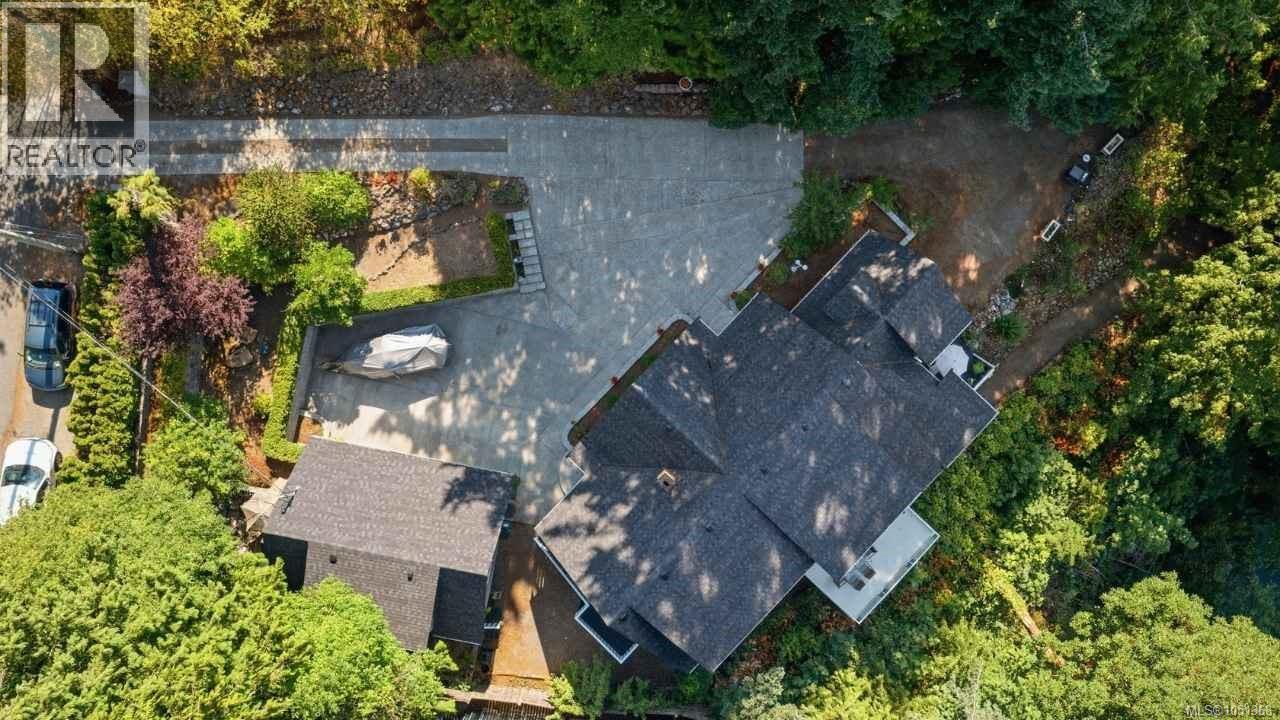 302 Roland Rd Property Photo 53