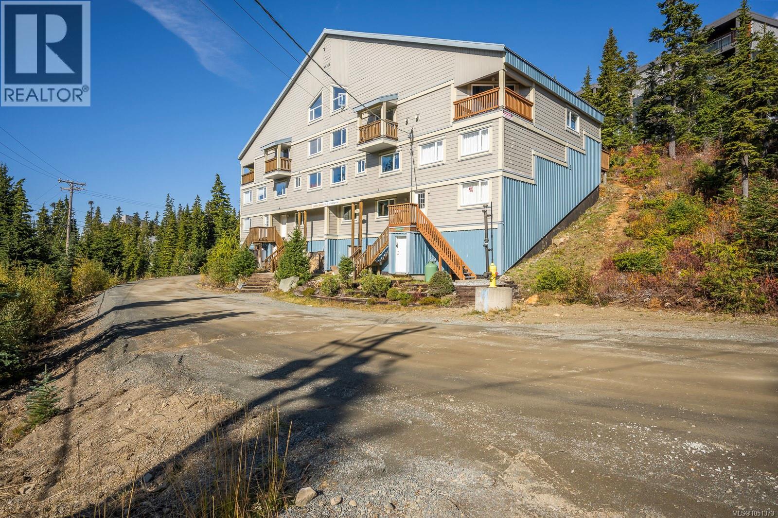 C 828 Washington Way Property Photo 3
