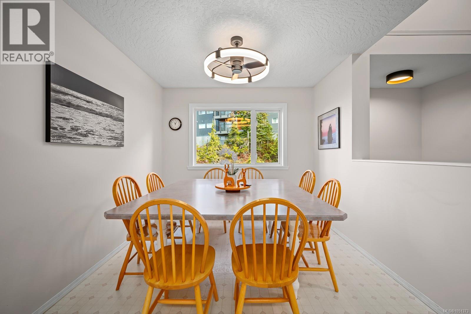 C 828 Washington Way Property Photo 9