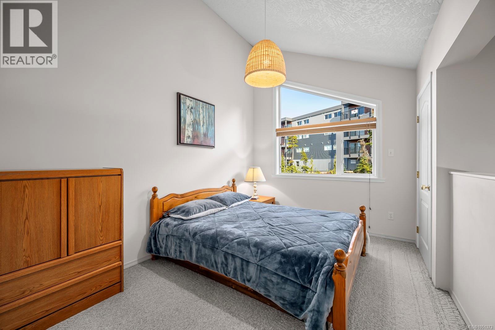 C 828 Washington Way Property Photo 10