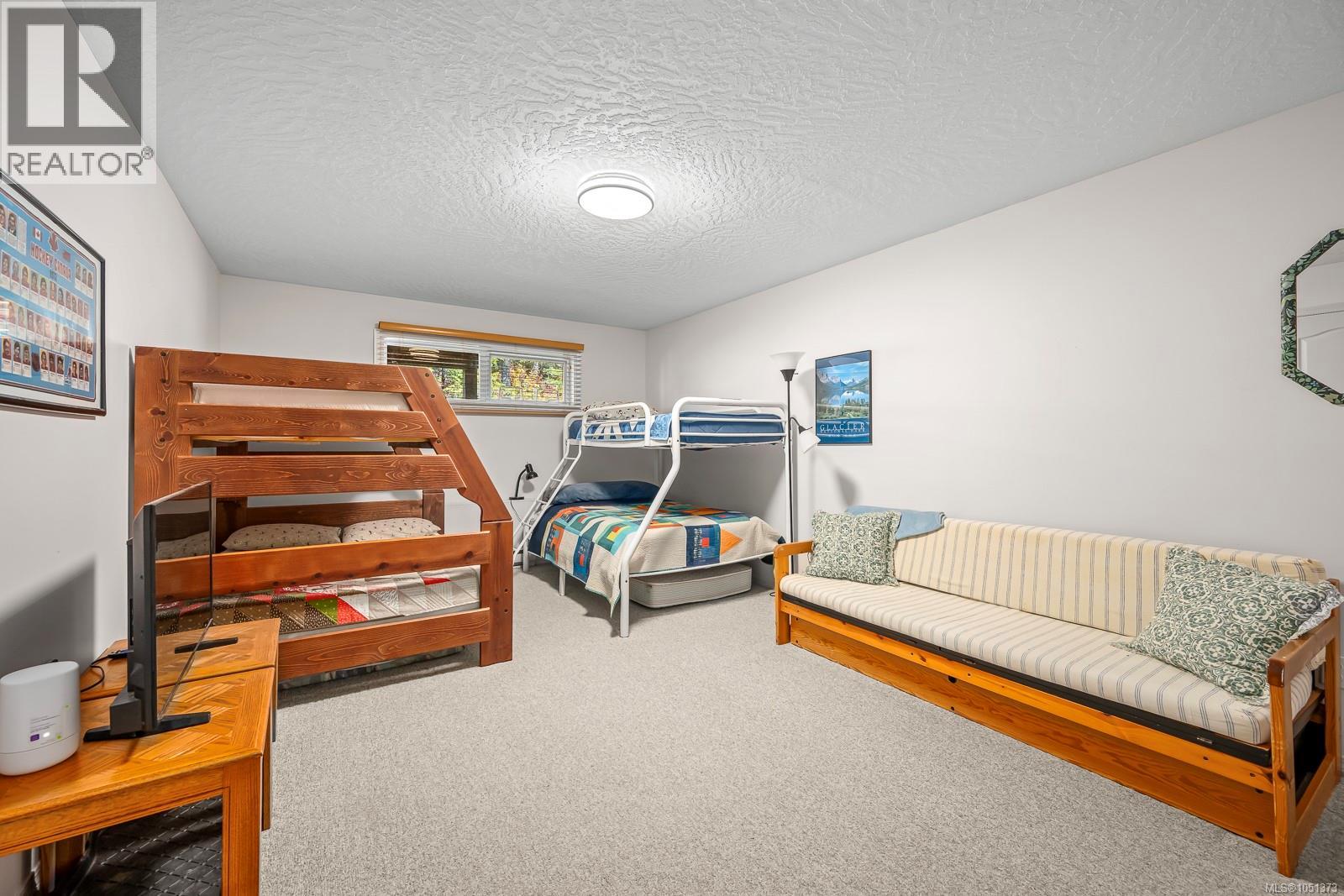 C 828 Washington Way Property Photo 14