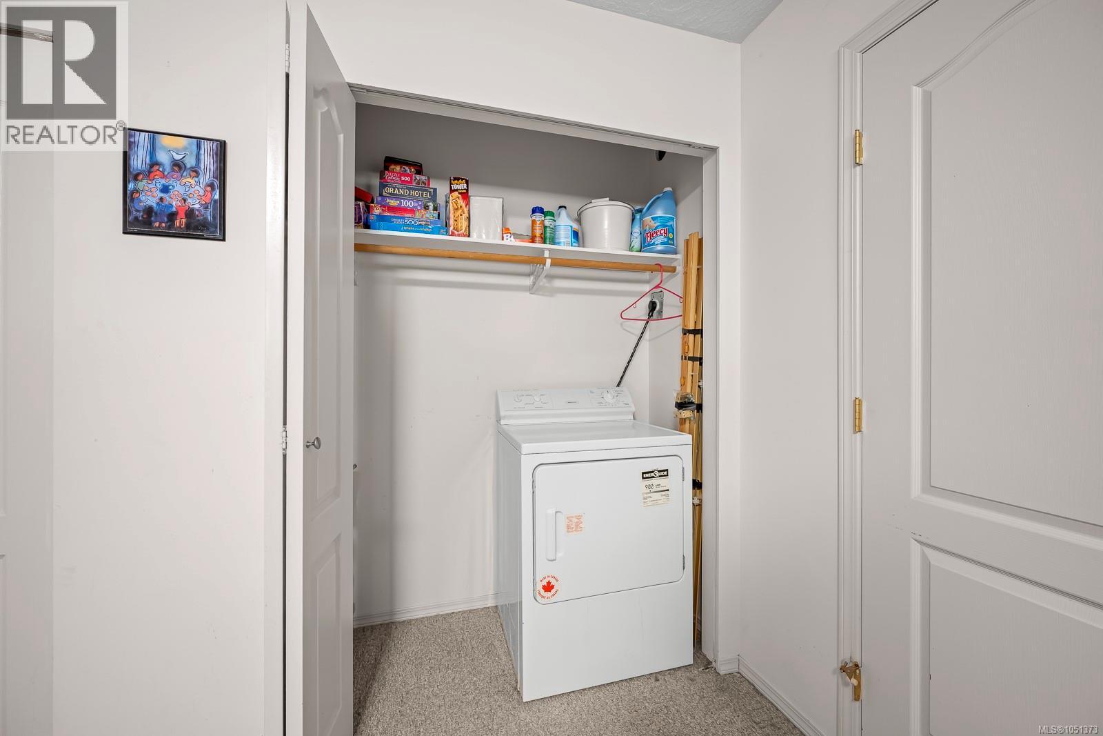 C 828 Washington Way Property Photo 17
