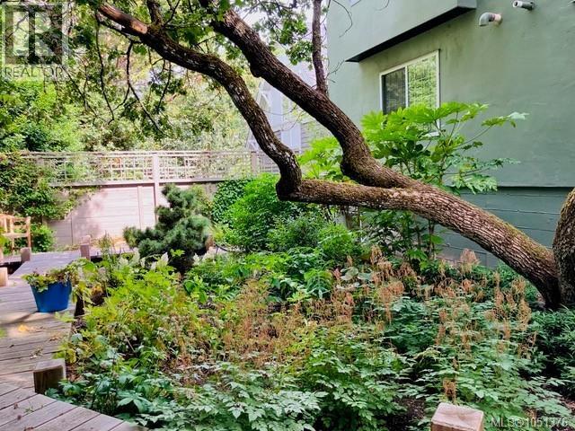 2018 Romney Rd Property Photo 42