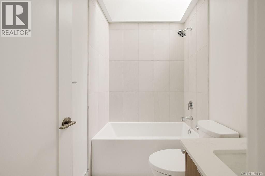 3 2268 Bowker Ave Property Photo 50