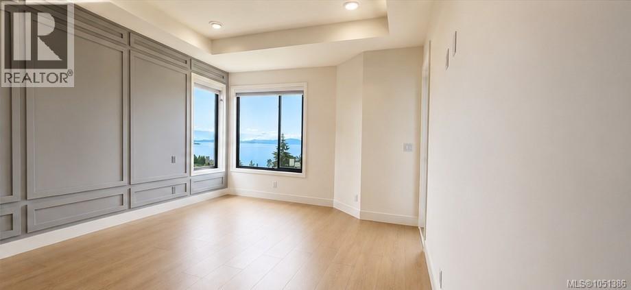 100 Royal Pacific Way Property Photo 22