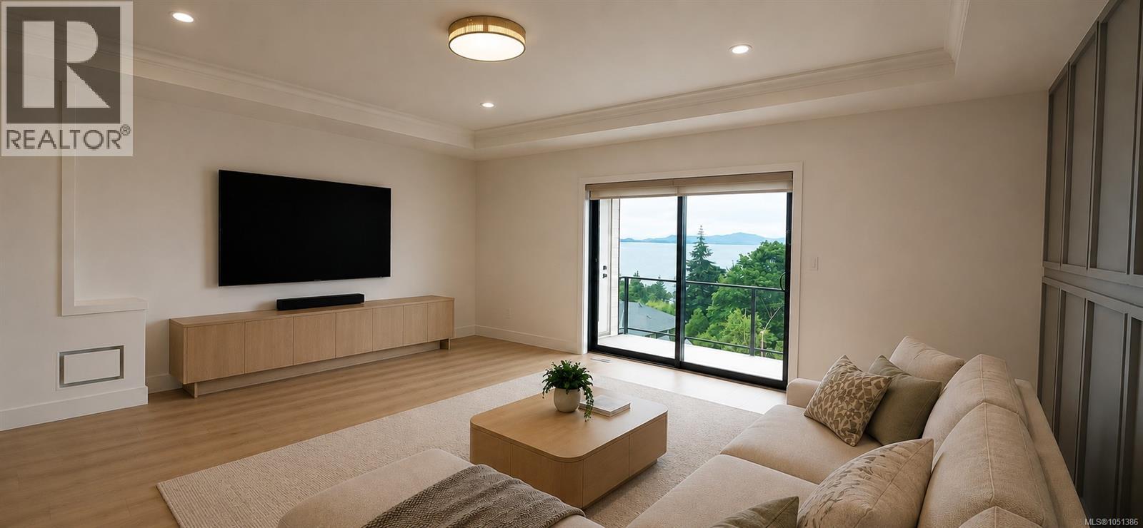 100 Royal Pacific Way Property Photo 39