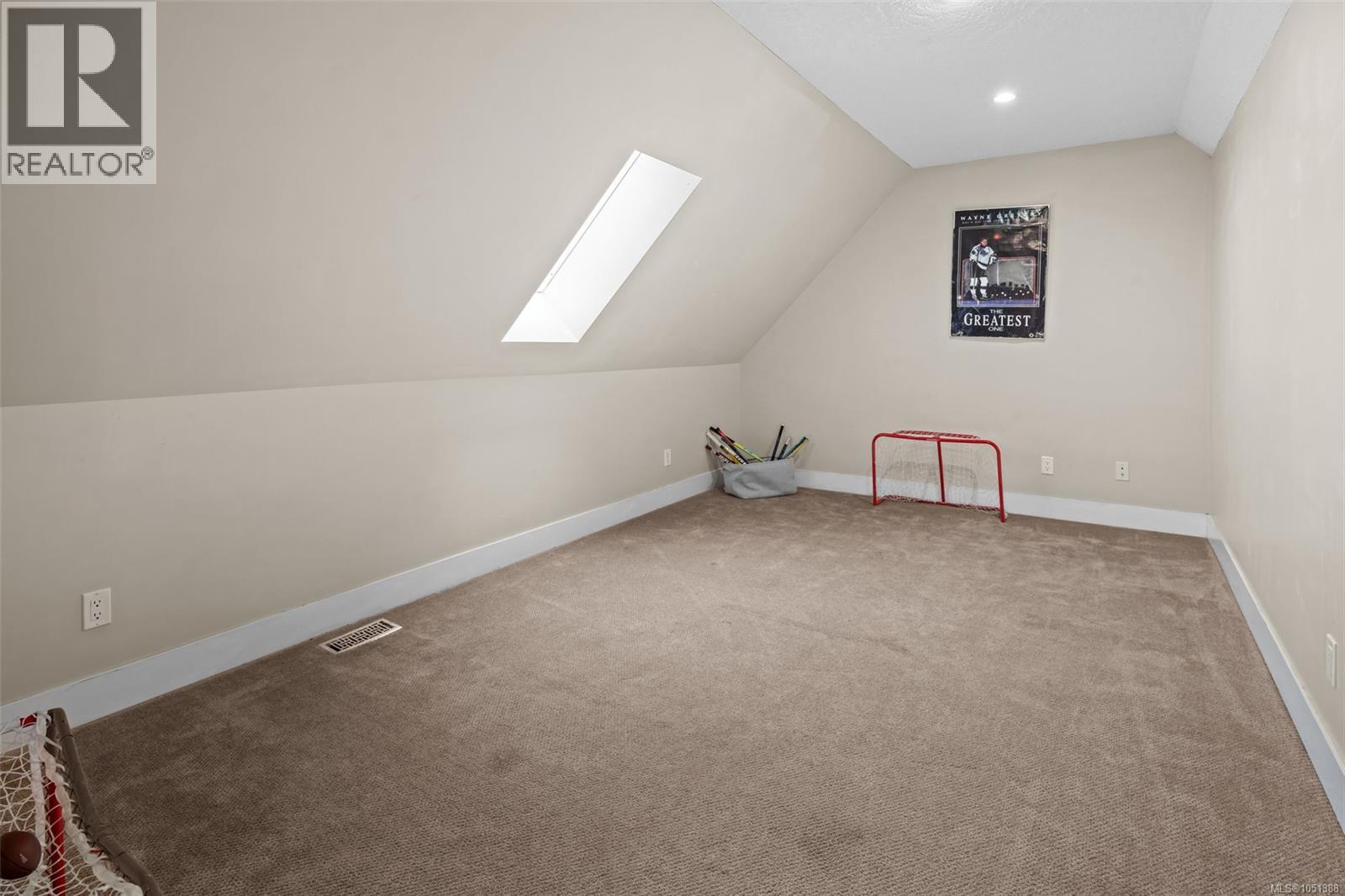 2026 Hannington Rd Property Photo 26