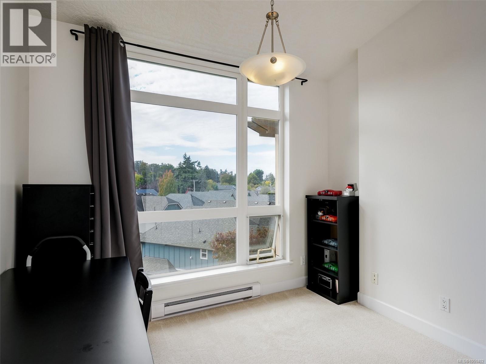 407 1156 Colville Rd Property Photo 17