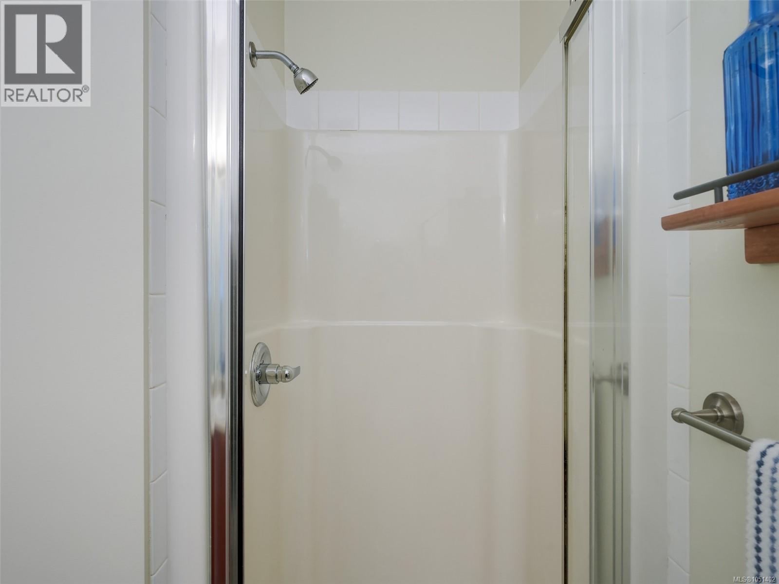 407 1156 Colville Rd Property Photo 20