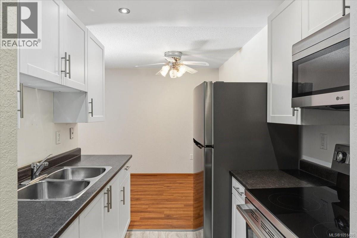 419 1600 Dufferin Cres Property Photo 3