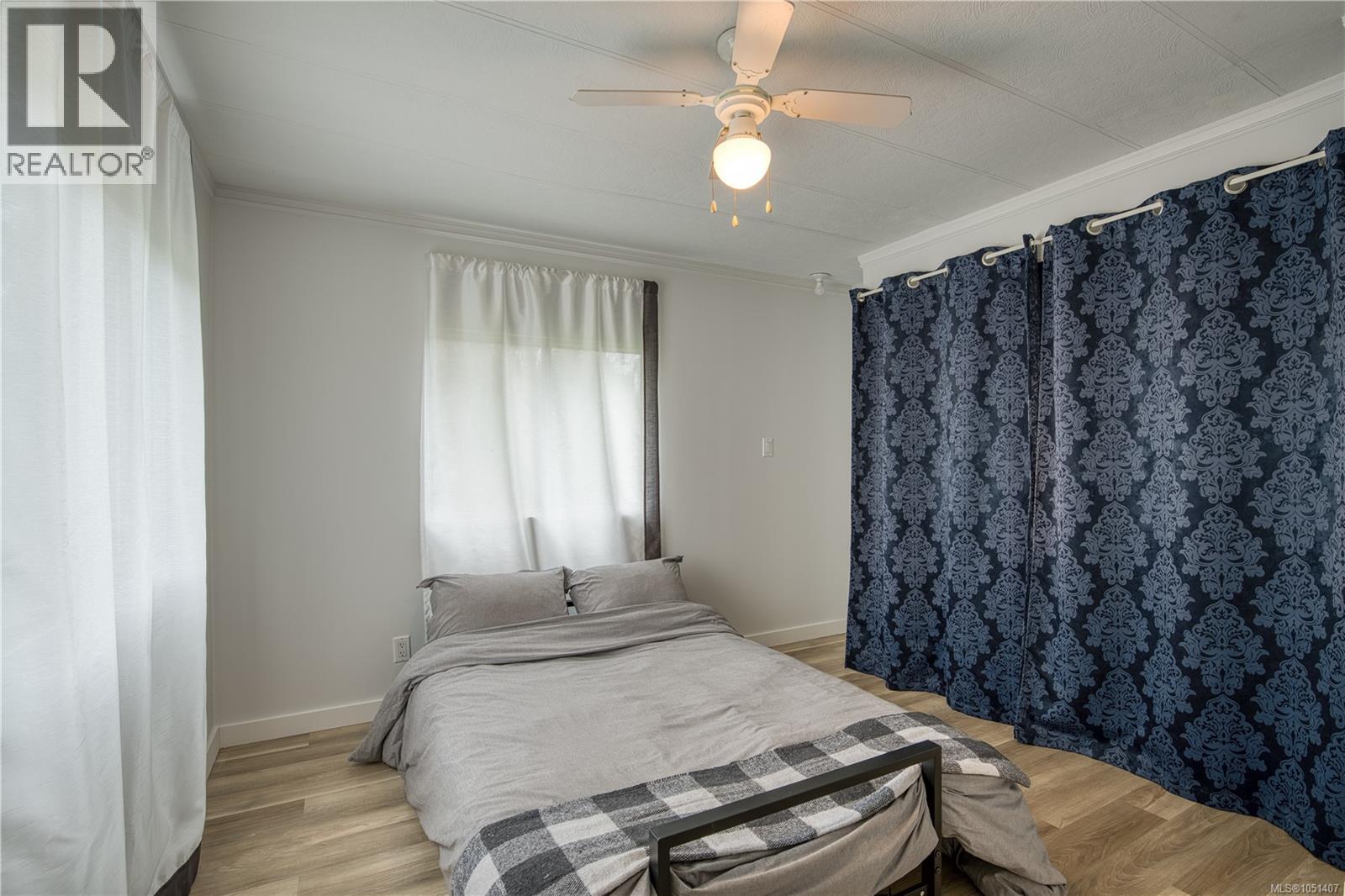 56 5250 Beaver Harbour Rd Property Photo 17