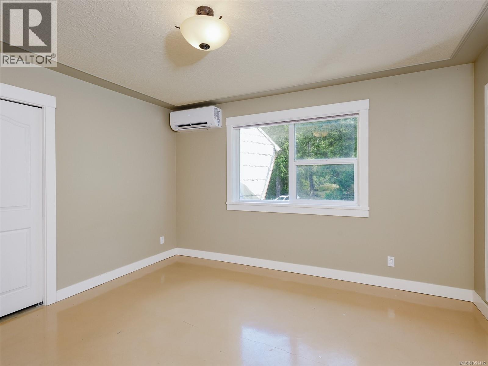 560 Wilderness Pl Property Photo 21
