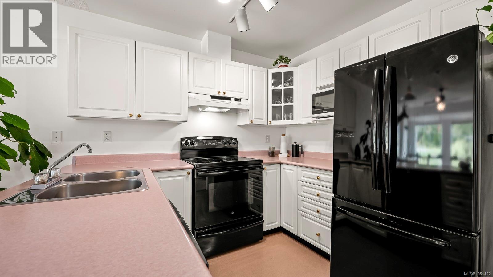 502 1201 Henry Rd Property Photo 6