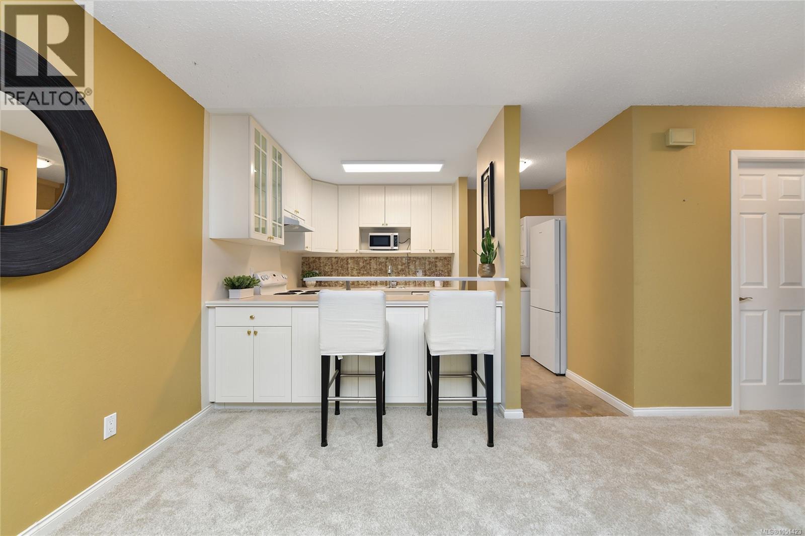 2310 Fernwood Rd Property Photo 16