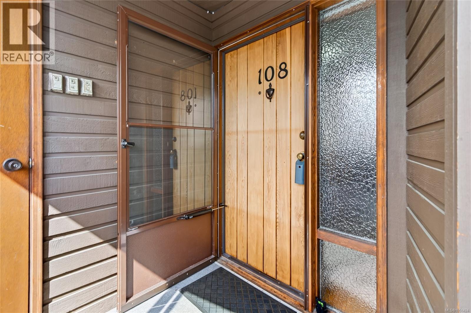 108 2740 Island Hwy S Property Photo 10