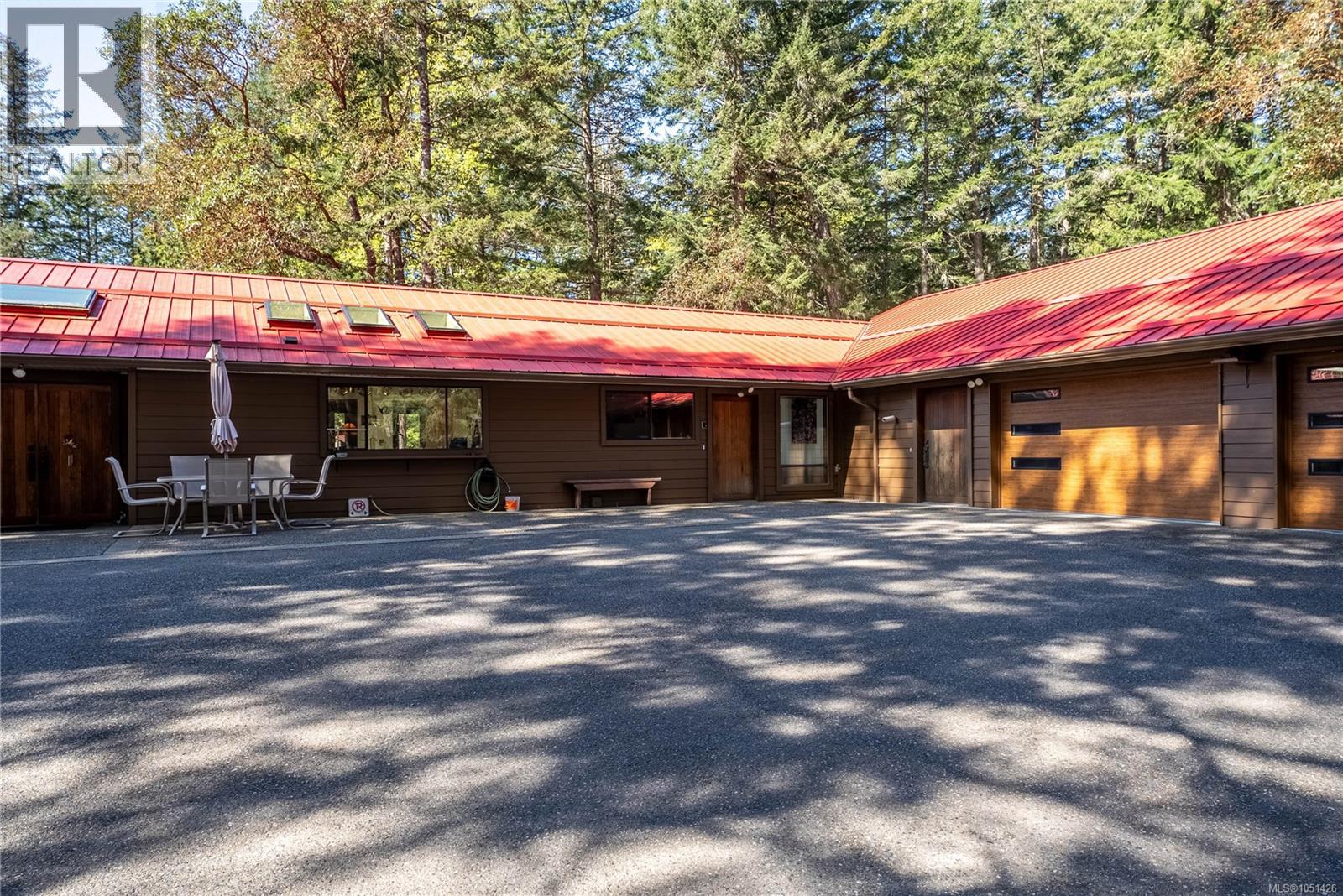 1698 Millstream Rd Property Photo 29