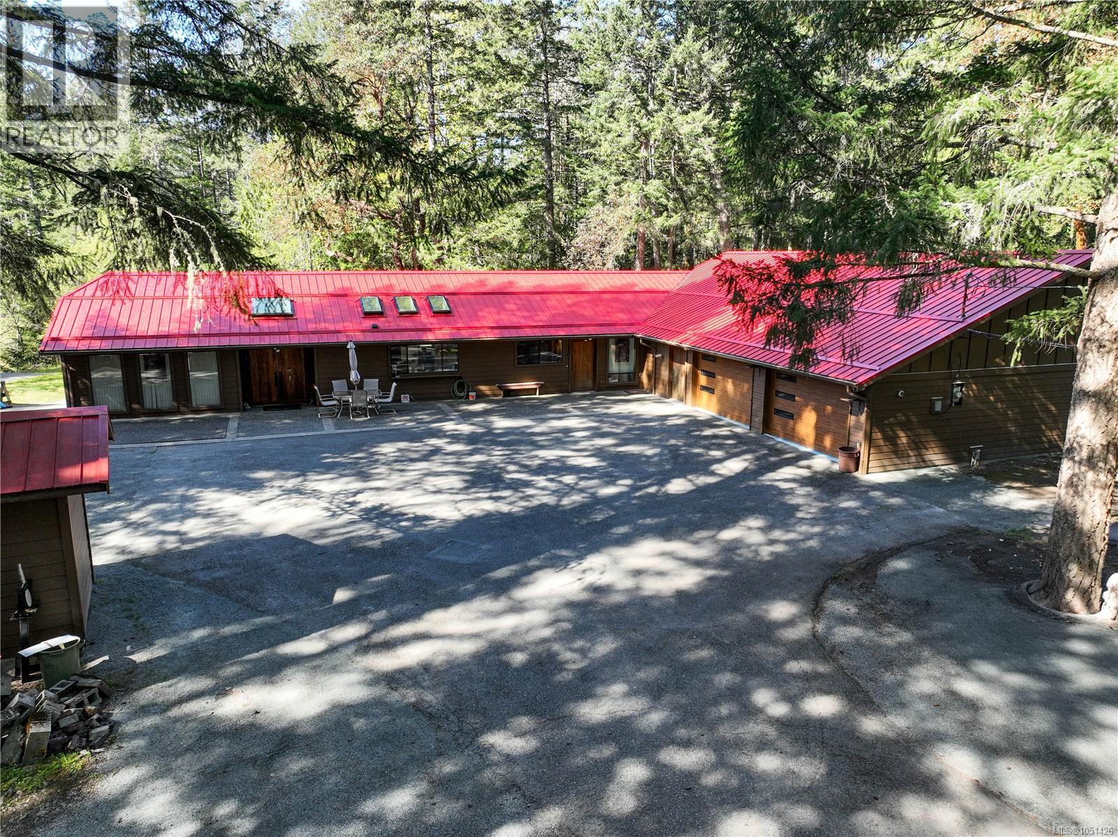 1698 Millstream Rd Property Photo 37