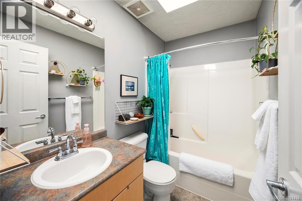 57 7570 Tetayut Rd Property Photo 19