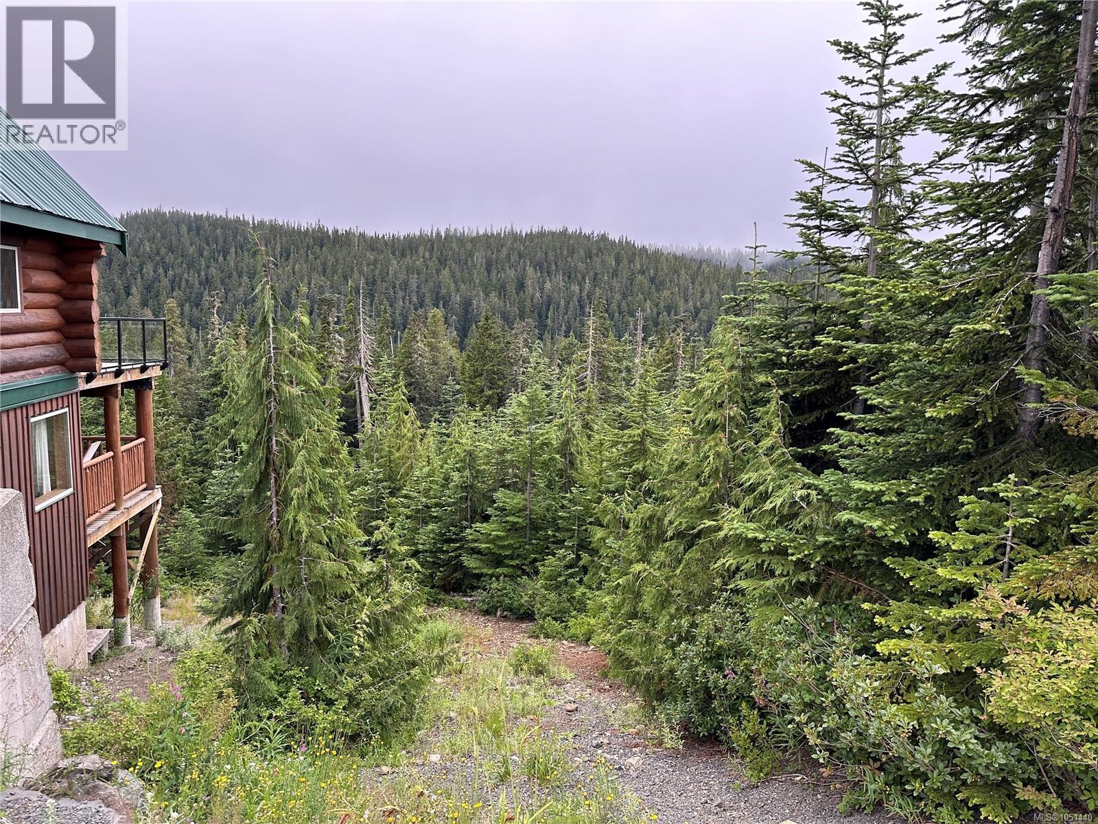 625 Arrowsmith Ridge Property Photo 4
