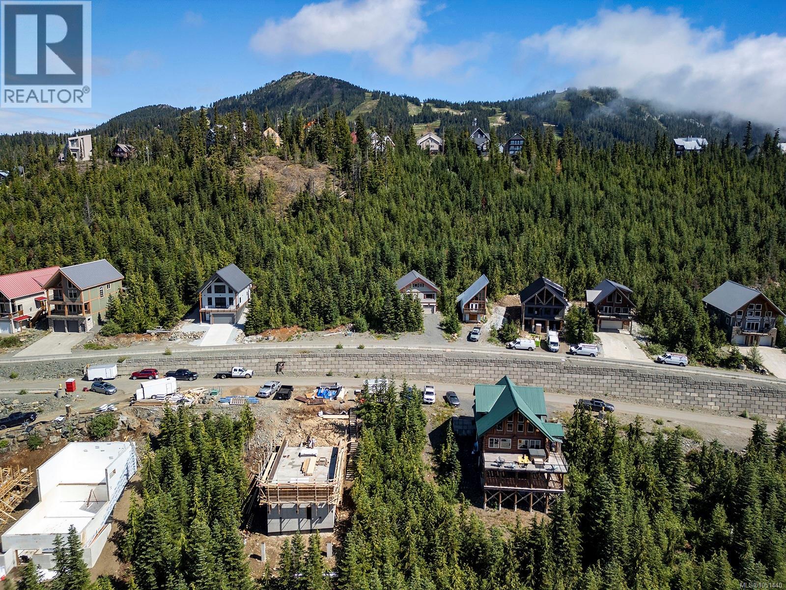 625 Arrowsmith Ridge Property Photo 14