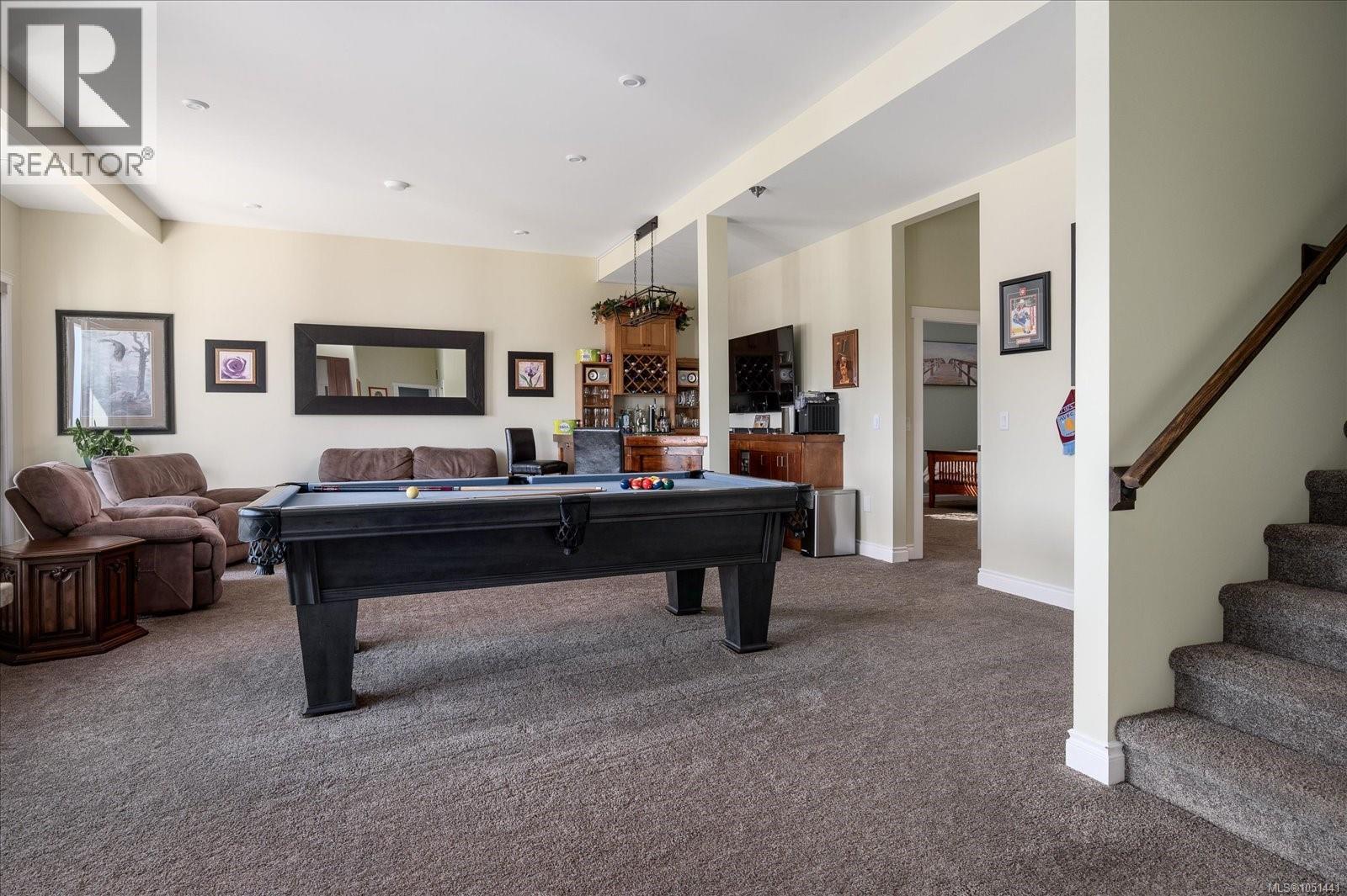 909 Hanington Rd Property Photo 31