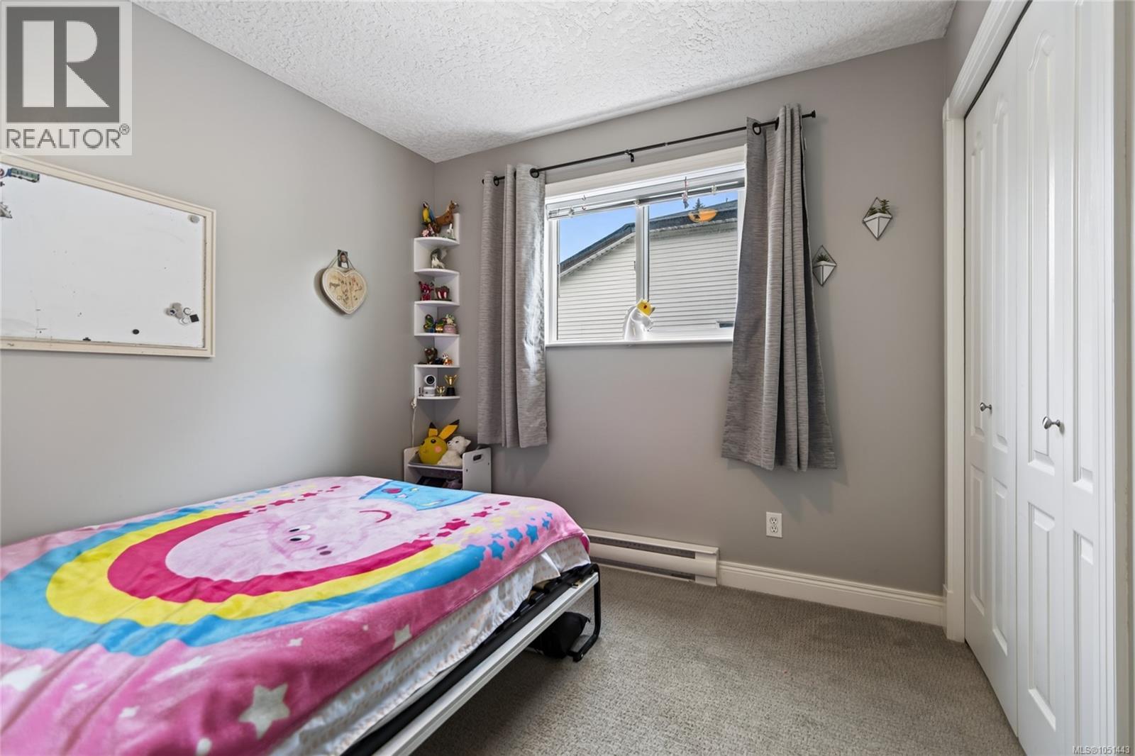 A 1820 1st St Property Photo 17