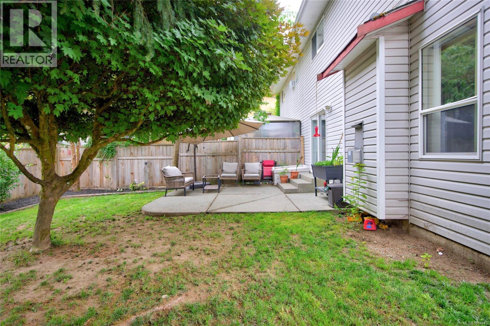A 1820 1st St Property Photo 21
