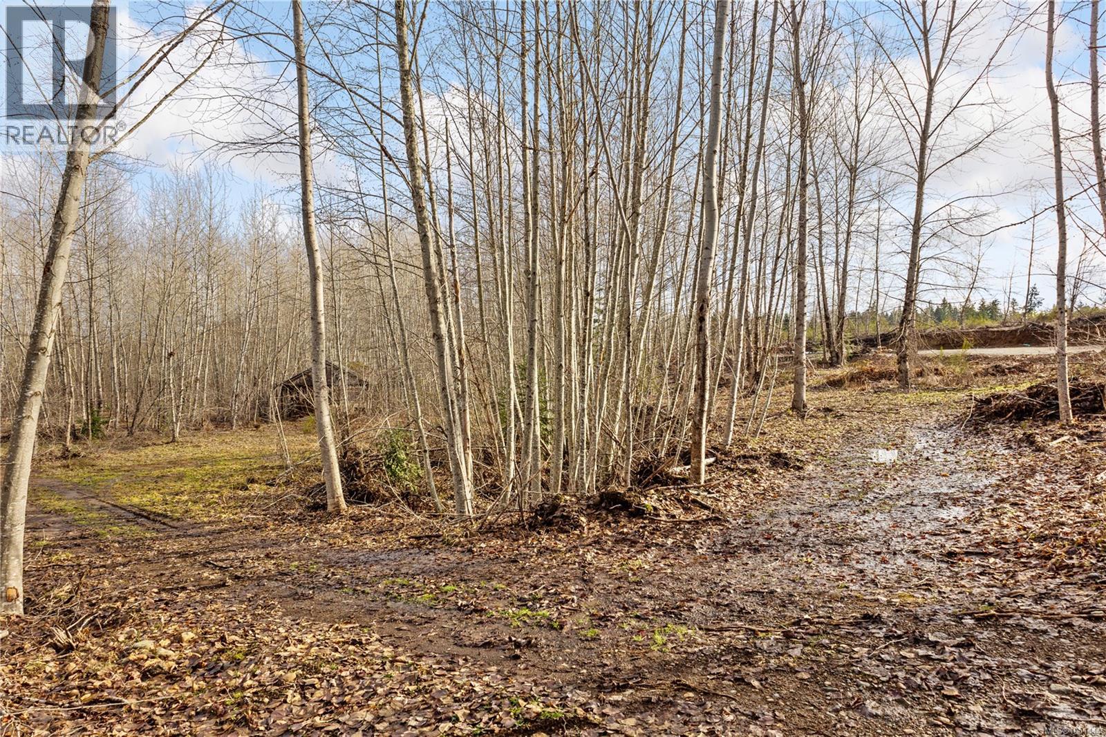 2745 Shaver Rd Property Photo 6