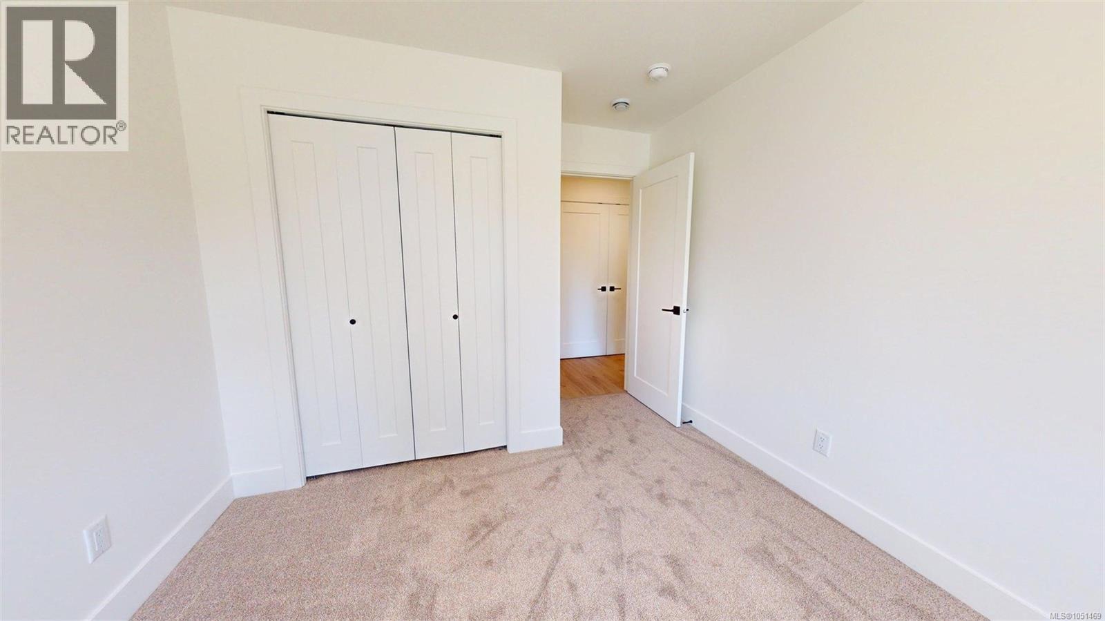 2322 Sparrow Lane Property Photo 13