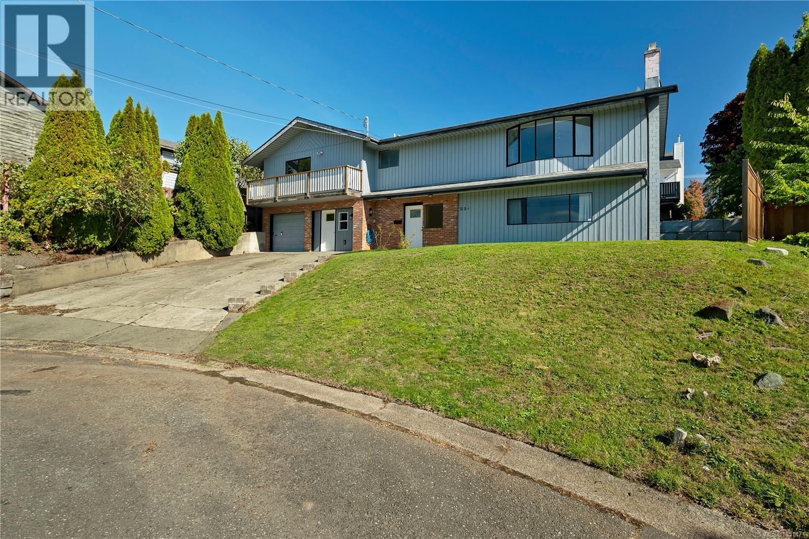 531 Savary Cres Property Photo 1