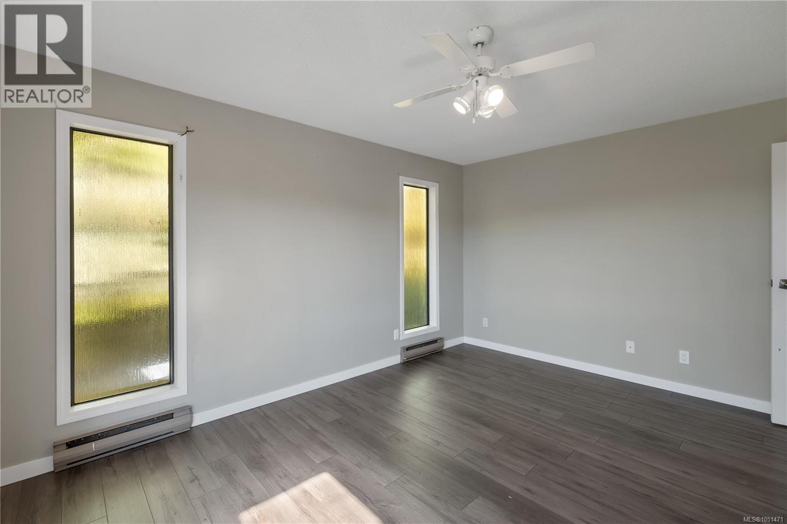 531 Savary Cres Property Photo 16