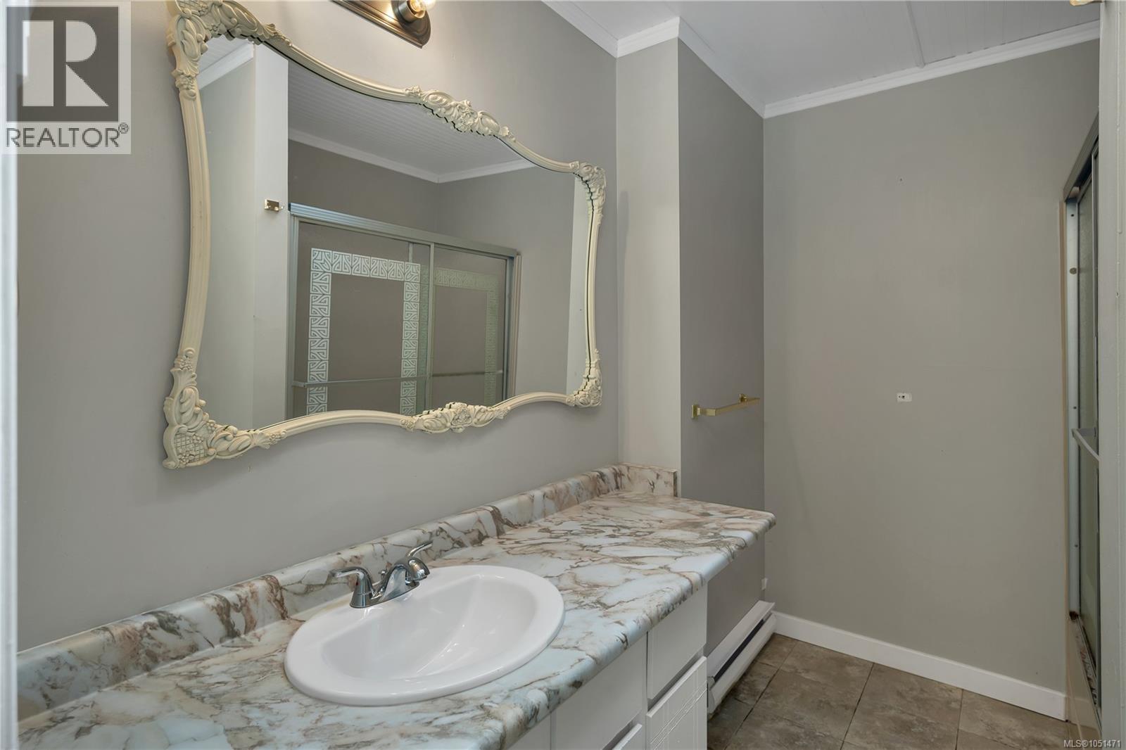 531 Savary Cres Property Photo 18
