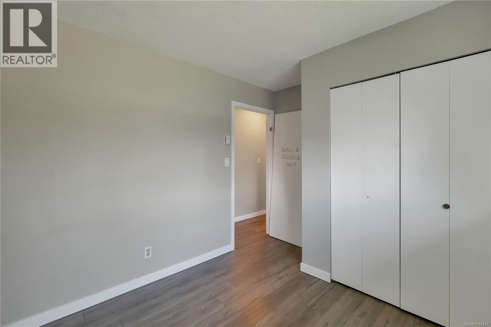 531 Savary Cres Property Photo 22
