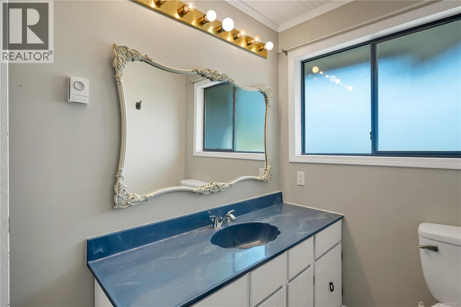531 Savary Cres Property Photo 24